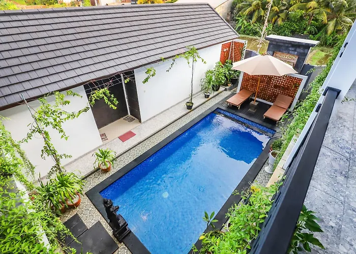 Pensión White Blue House 3 - Pvt Room, Shared Pool&kitchen 3*